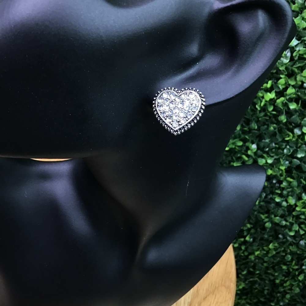 Gun‎ metal Heart shaped earrings